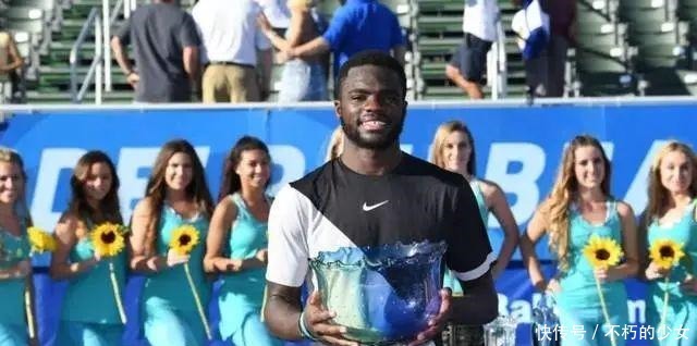 球员在球场 球员在球场