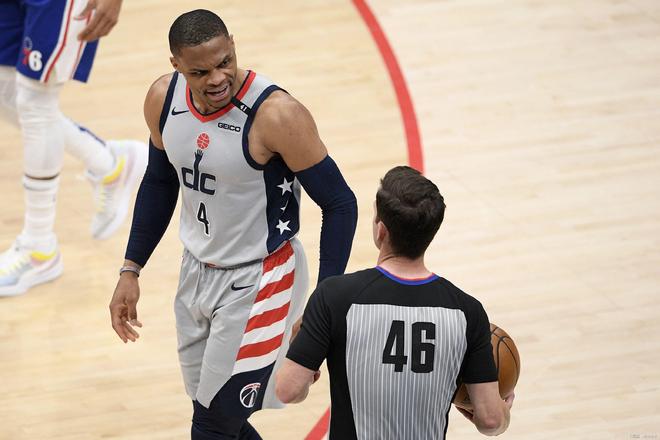 还在比分上 还在比分上