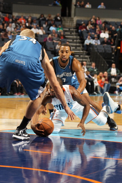 在中场拼抢 在中场拼抢