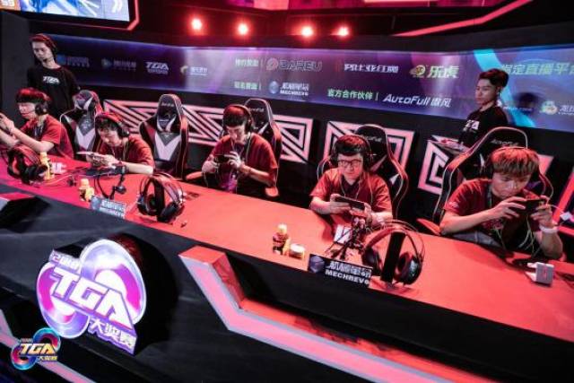 雷霆队通过 雷霆队通过