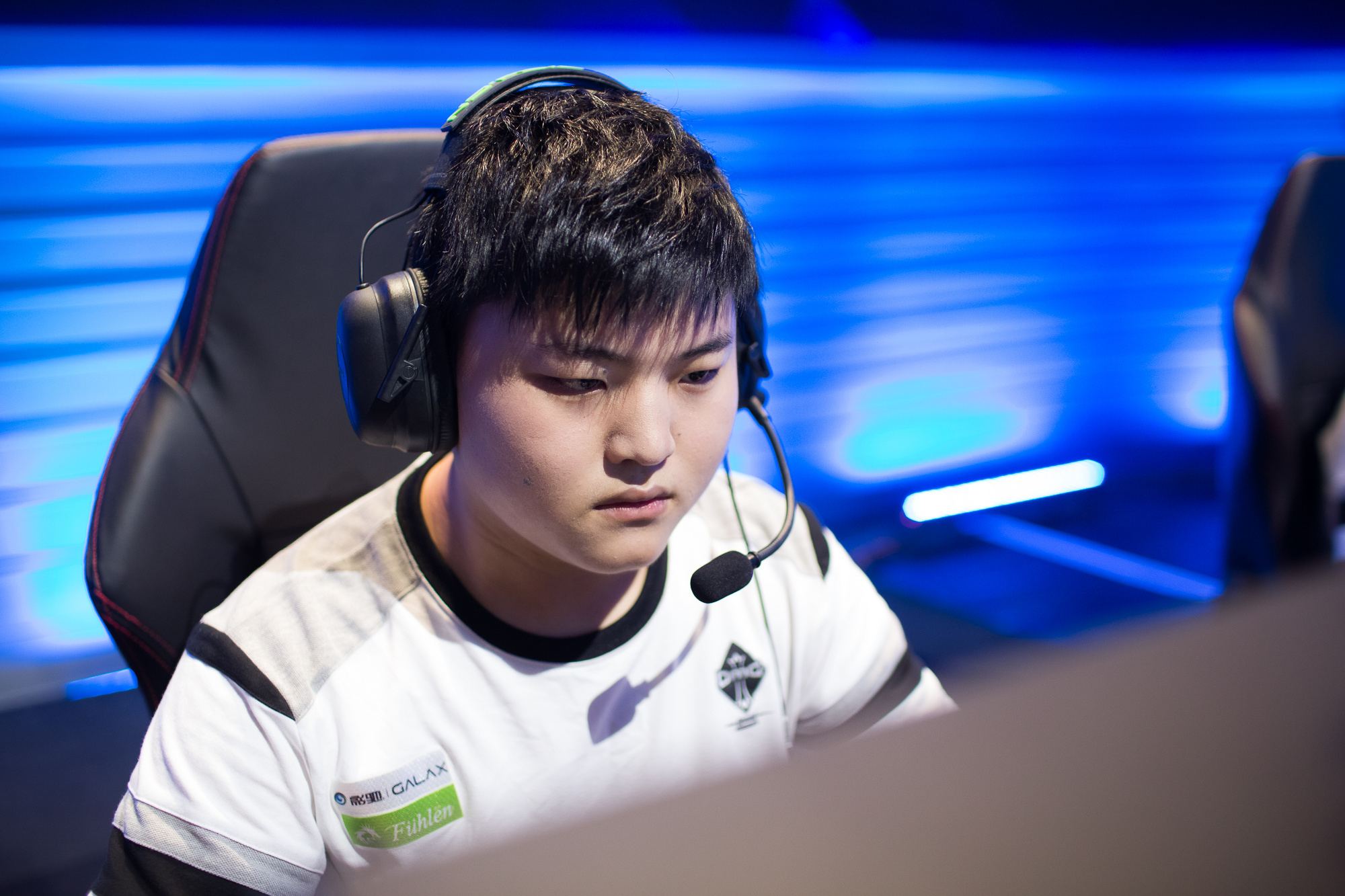 球员都在合 球员都在合